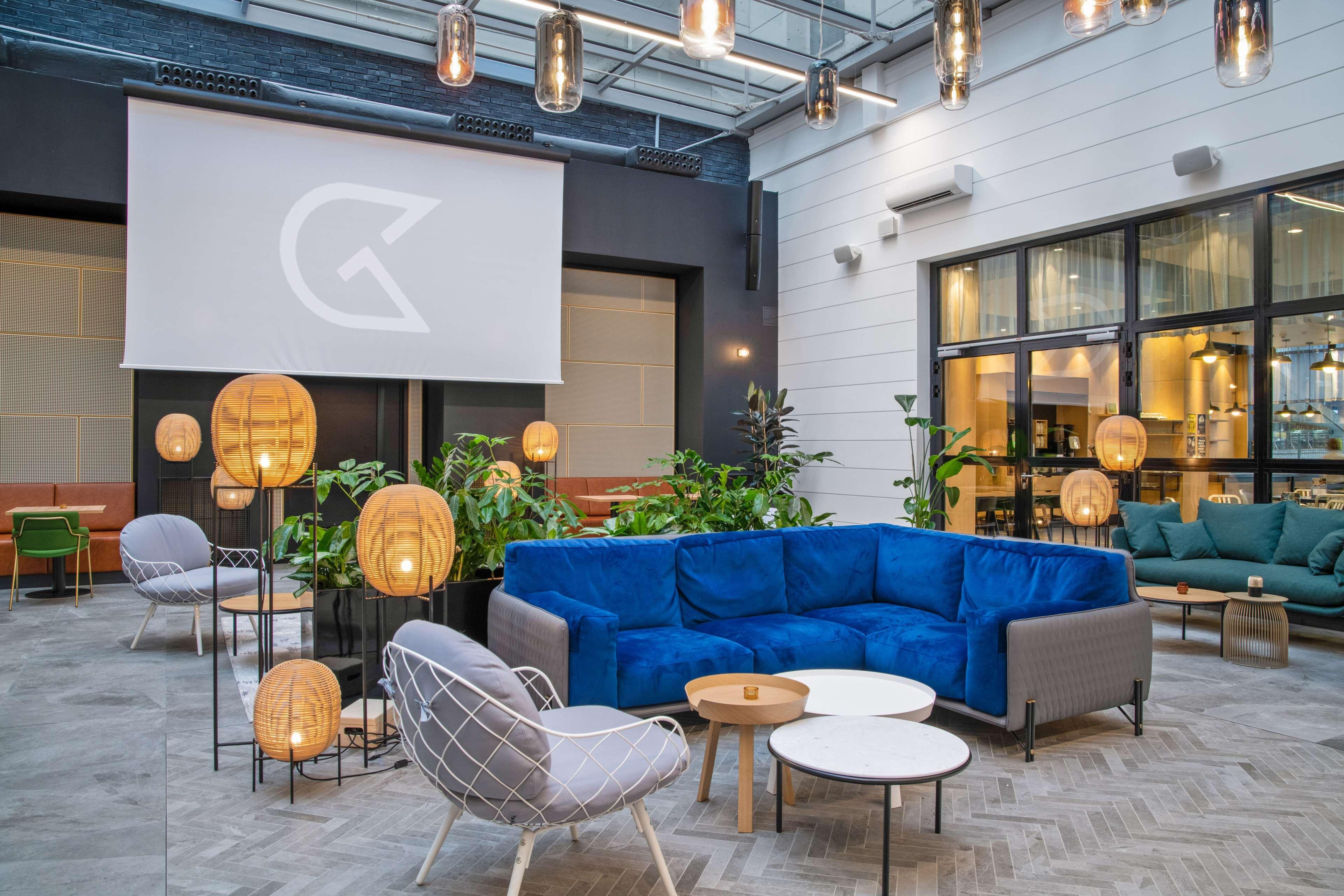 Готель Golden Tulip Centrum