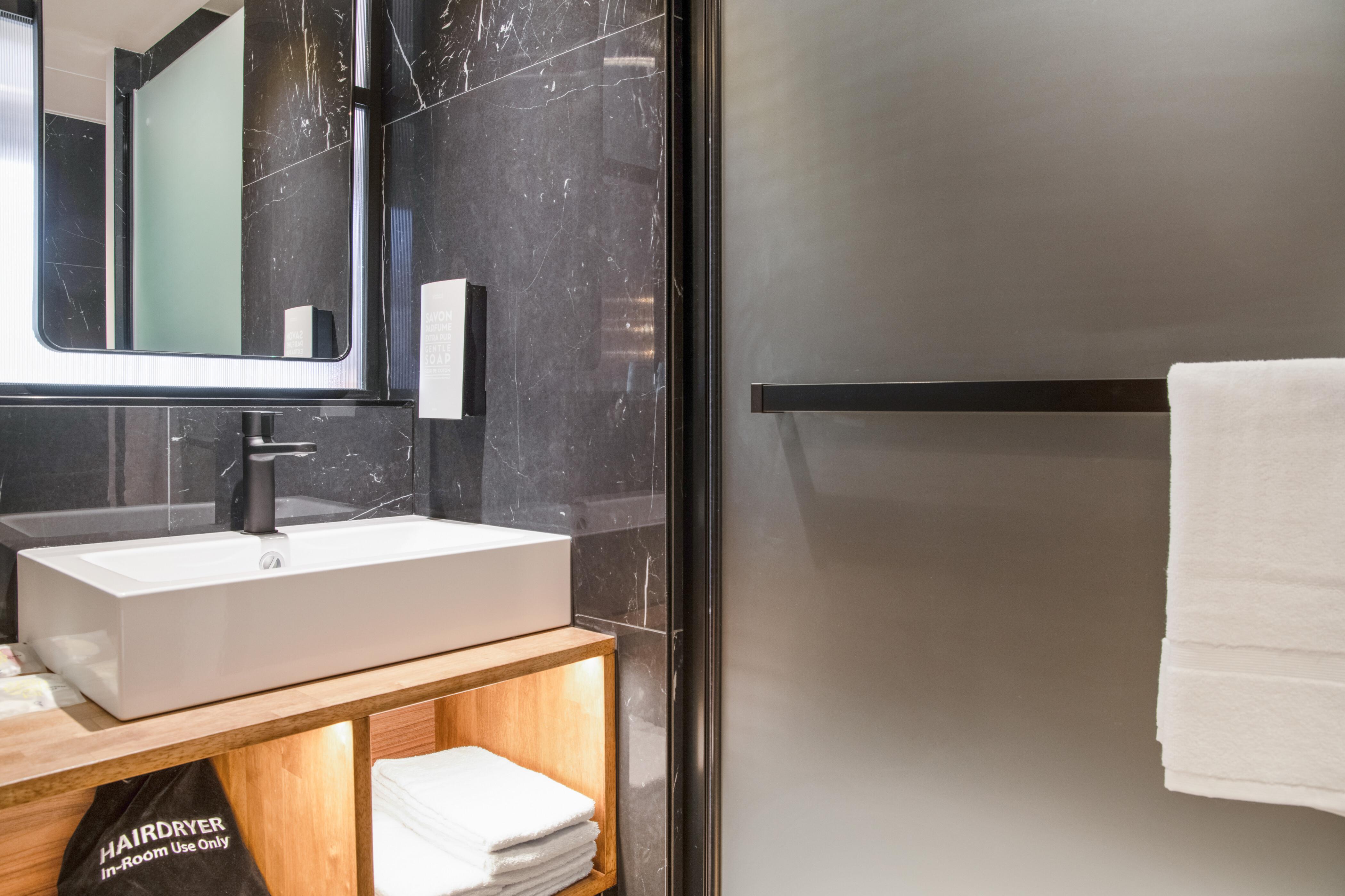 Golden Tulip Centrum Готель 4*