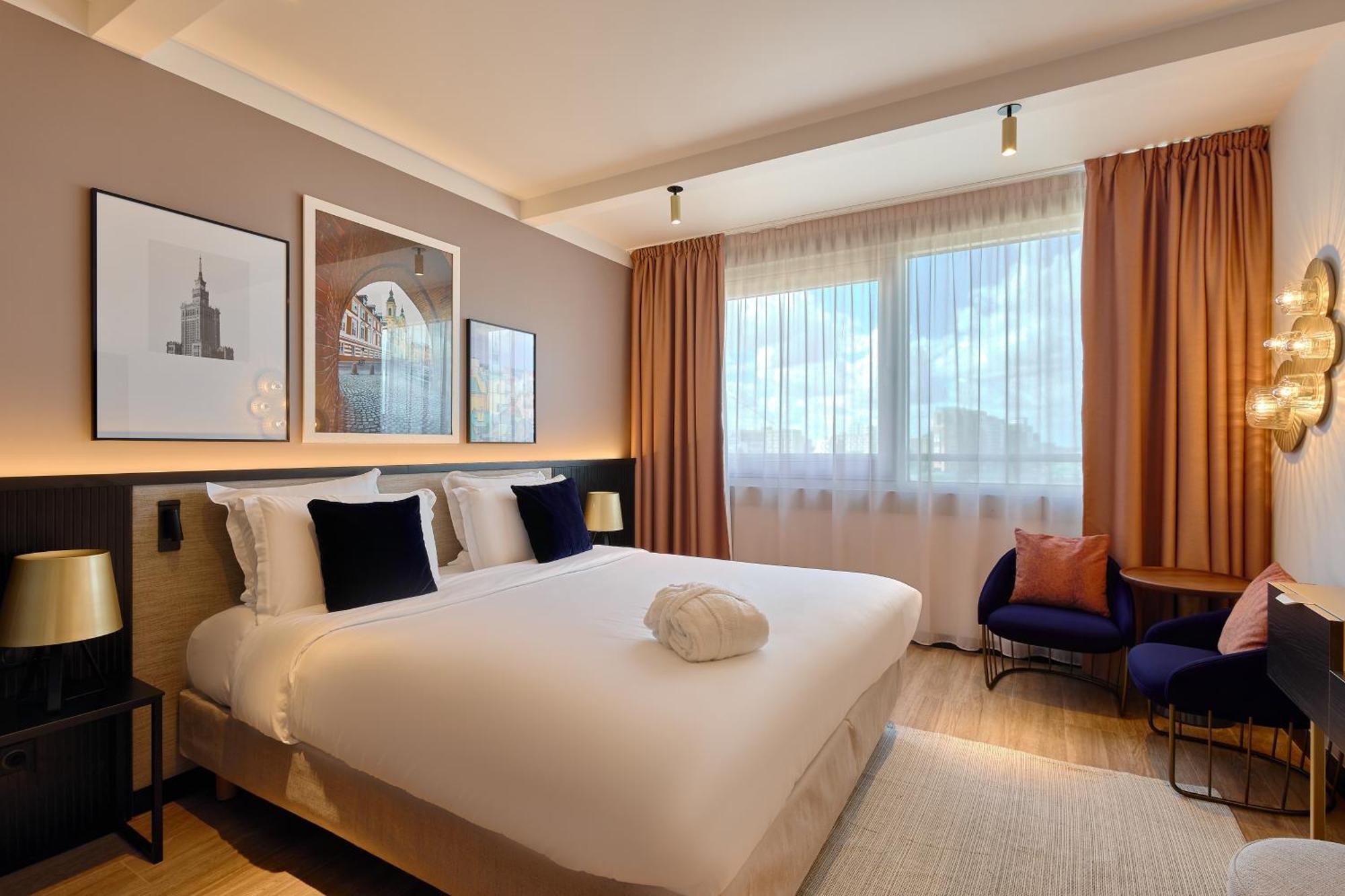 Golden Tulip Centrum Готель 4*